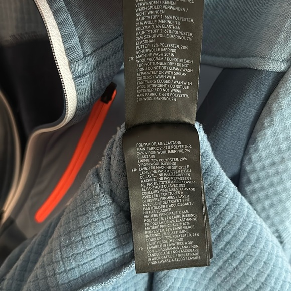 Like new women’s Ortovox fleece grid zip sweatshirt size L - Picture 7 of 7